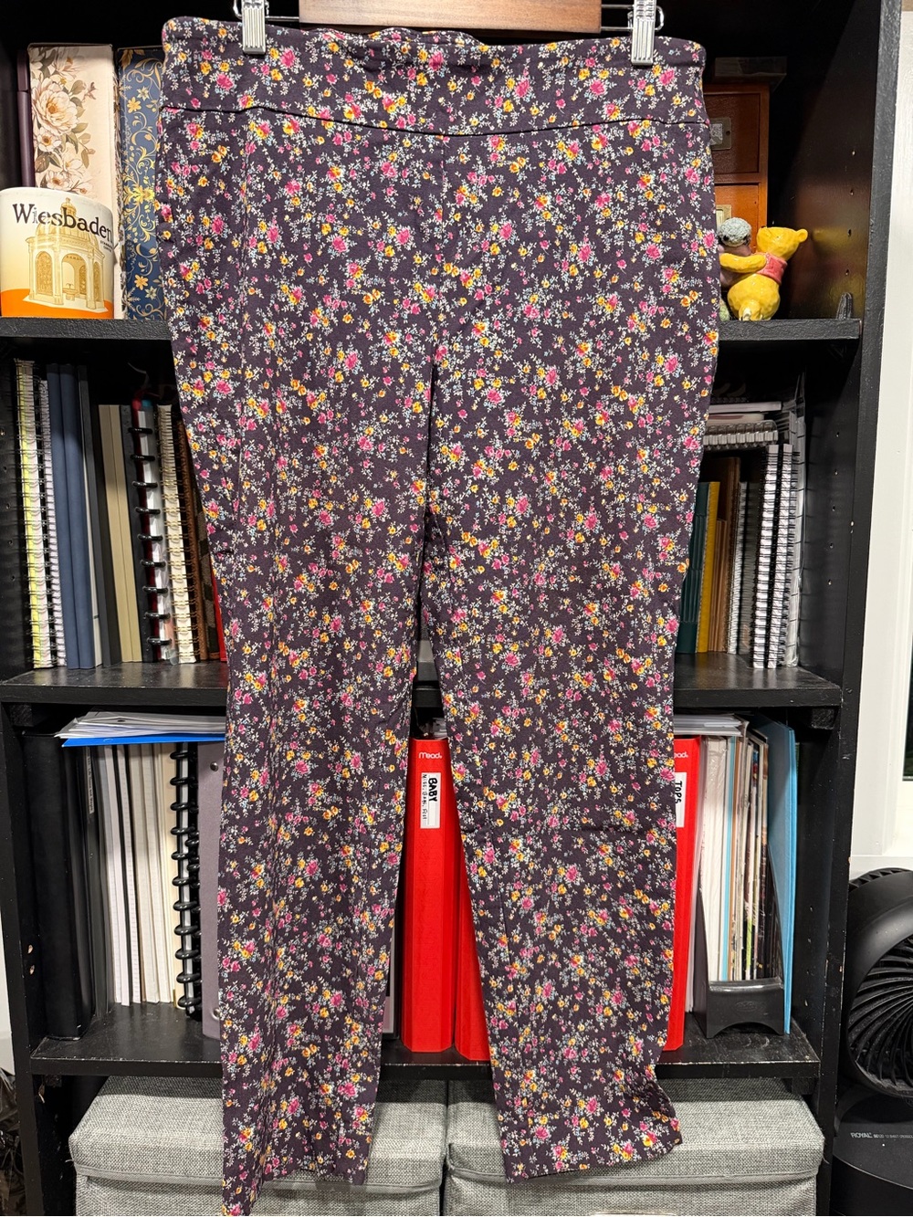 Source Unknown Black Floral Skinny Pants with Pink & Yellow Flowers